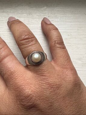 Sterling Silver Pearl Signet Ring - White Pearl